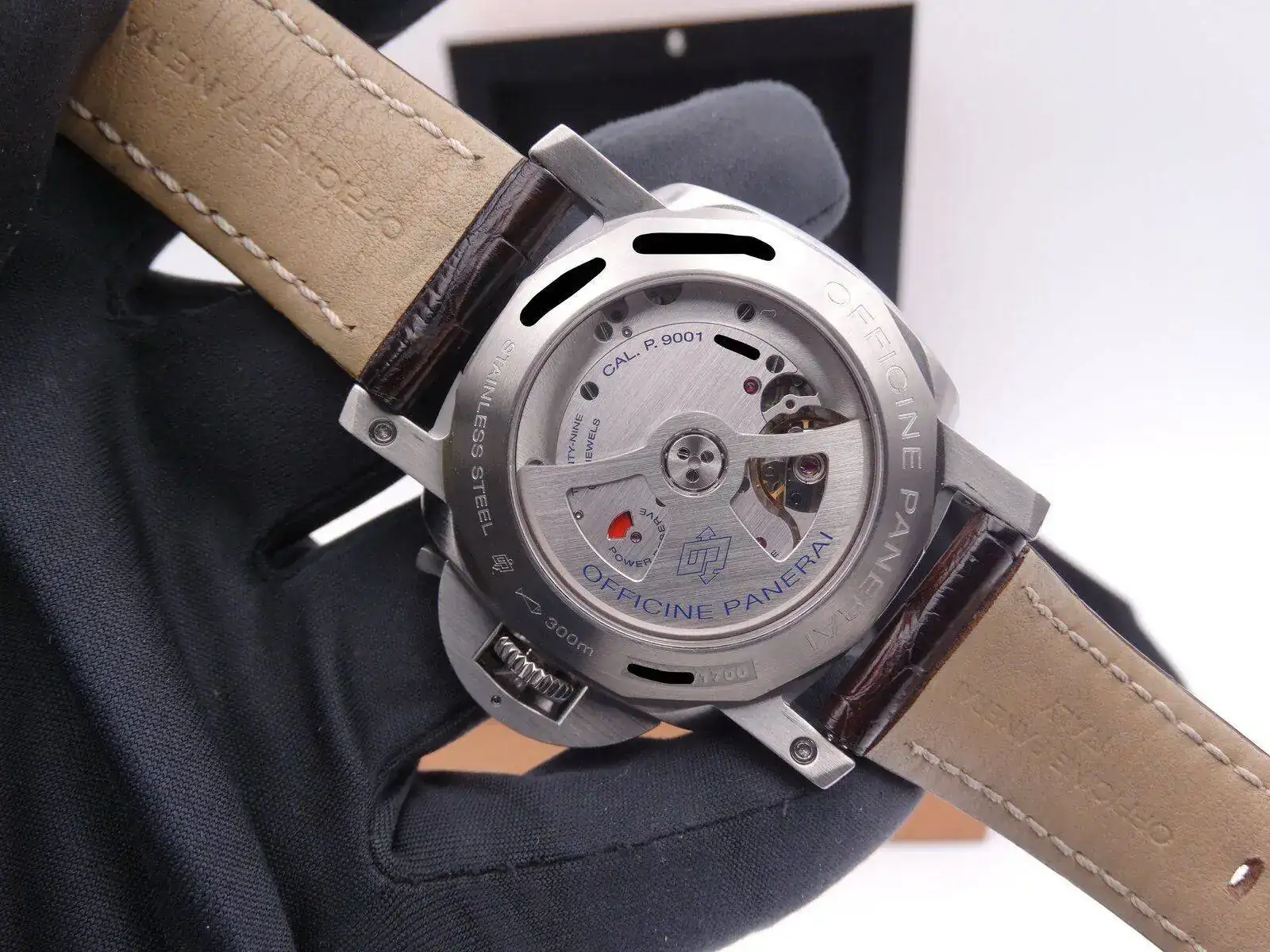 Panerai Luminor 1950 GMT Pam 320 06582 copia.webp