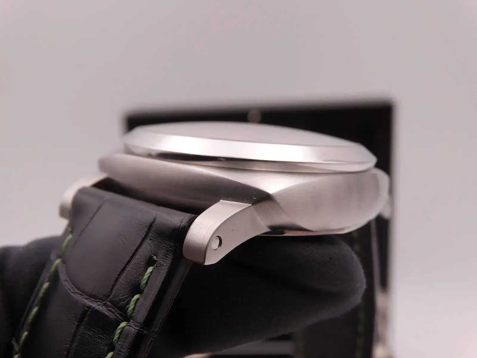 PANERAI Luminor Automatic GMT Mahendra Singh Dhoni PAM 1056 Limited 01749.webp
