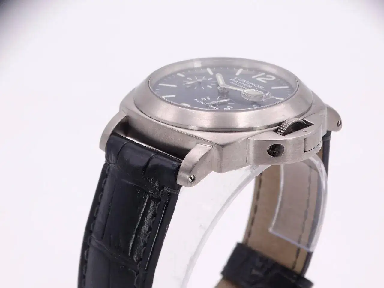 Panerai Luminor Automatic Power Reserve Blue 01376.webp