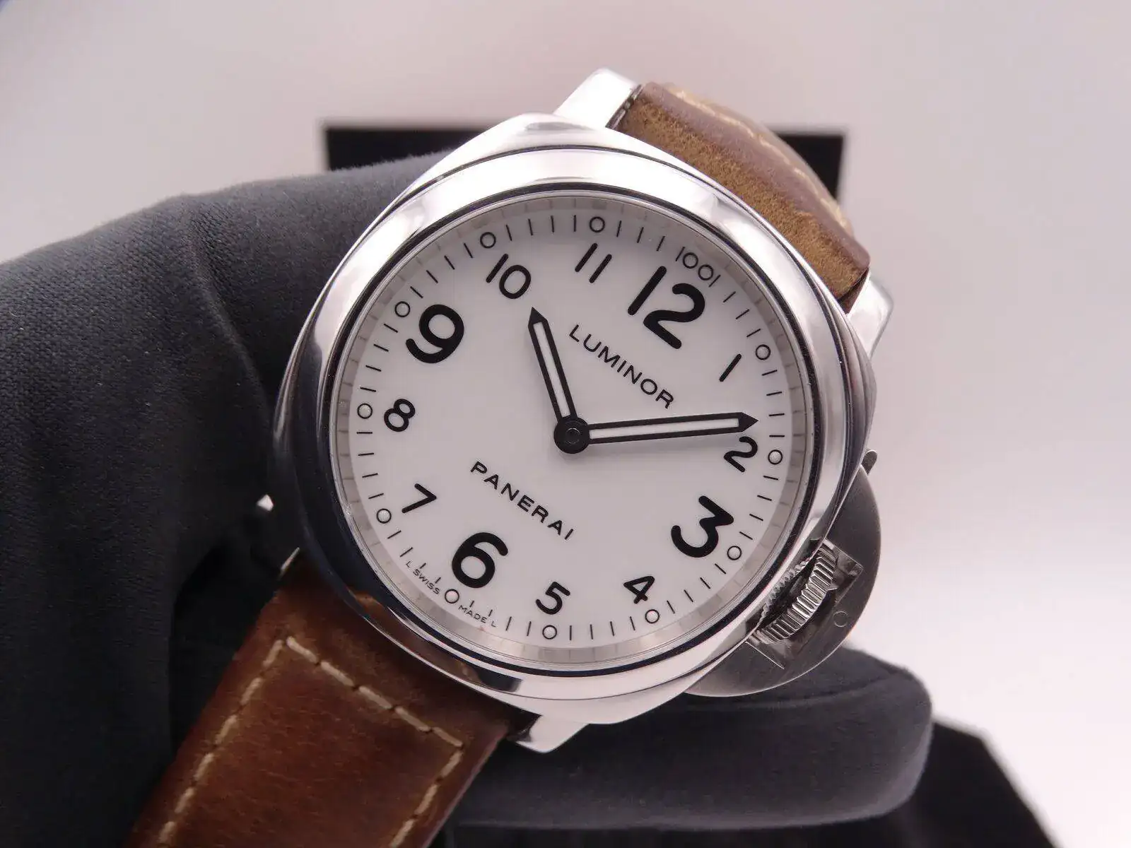 Panerai Luminor base 114 01281.webp