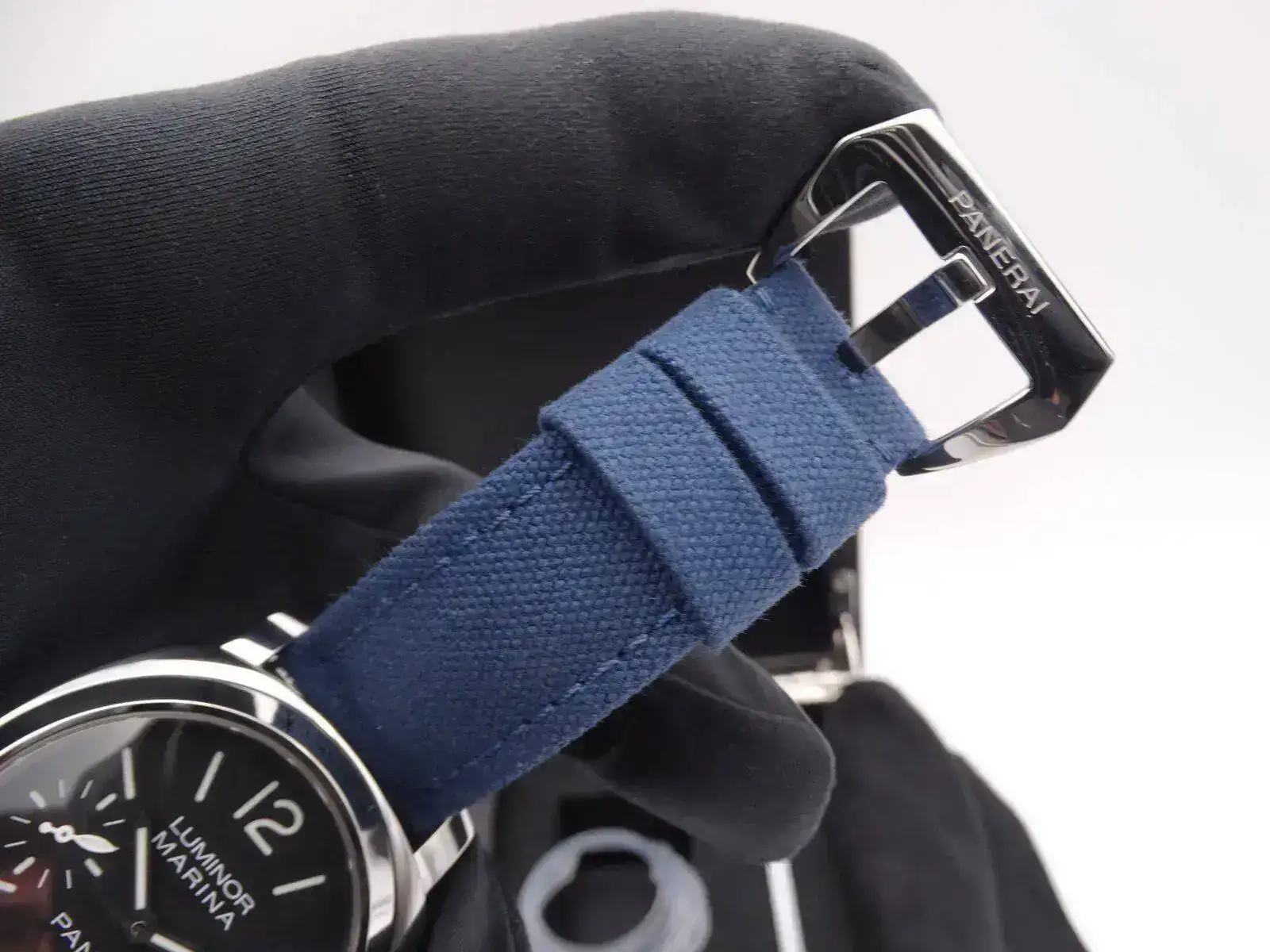 Panerai Luminor Base Logo Pam 777 8788.webp