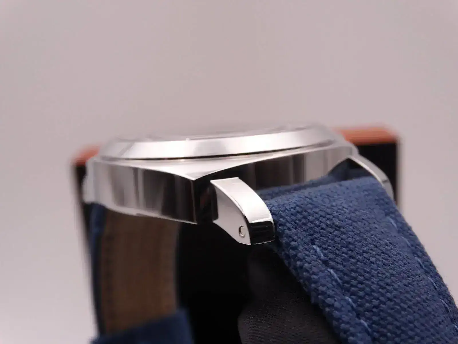 Panerai Luminor Base Logo Pam 777 8790.webp