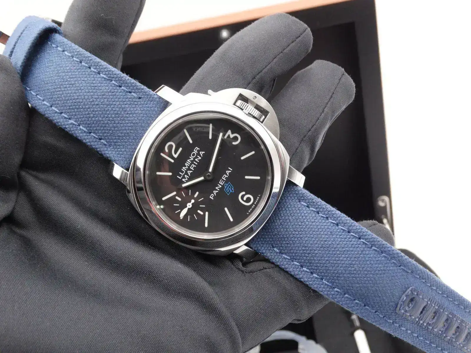Panerai Luminor Base Logo Pam 777 8794.webp
