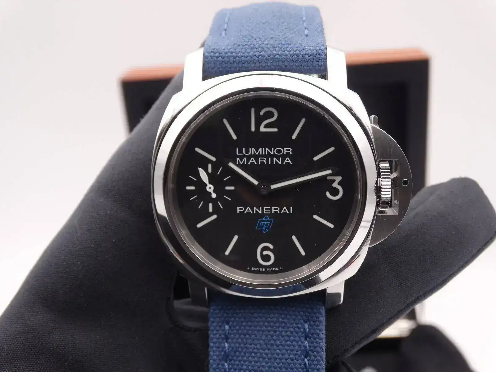 Panerai Luminor Base Logo Pam 777 8797.webp