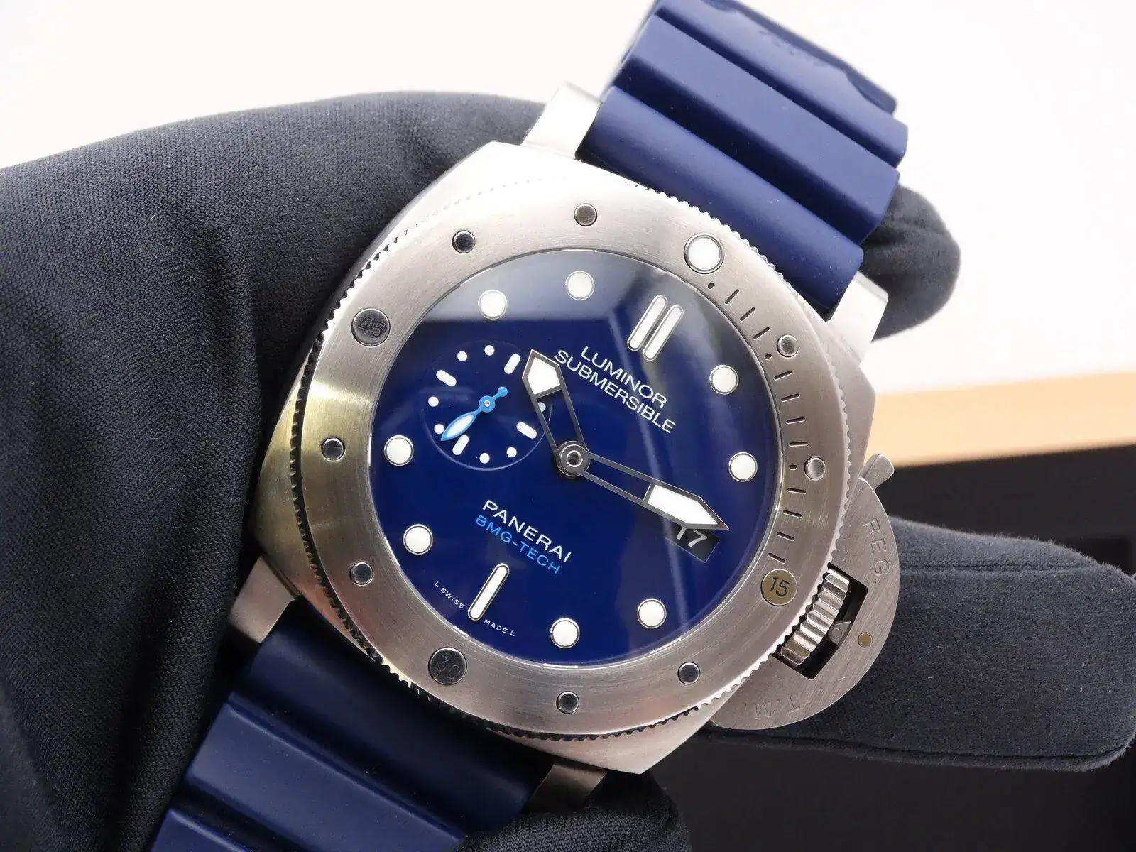 Panerai Luminor Submersible 1950 BMG Tech PAM 692 02517.webp