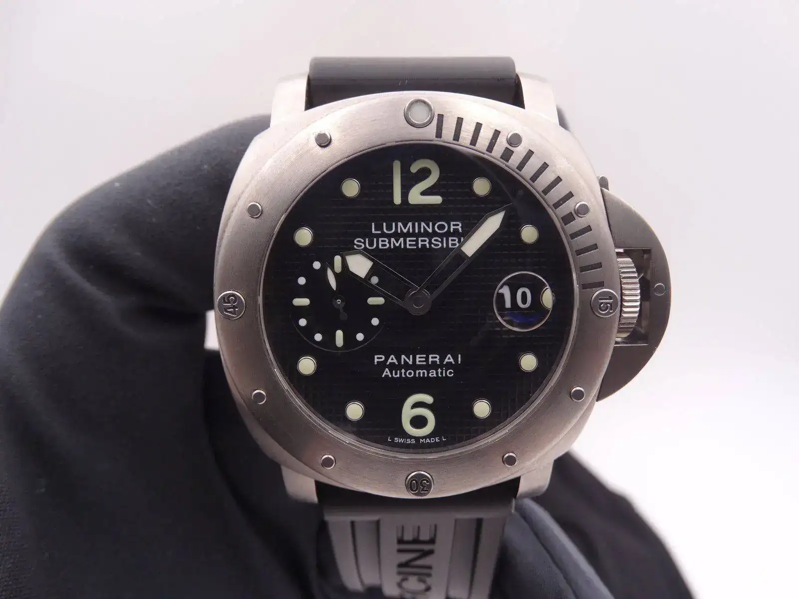 Panerai Luminor Submersible Titanium 025 06077.webp