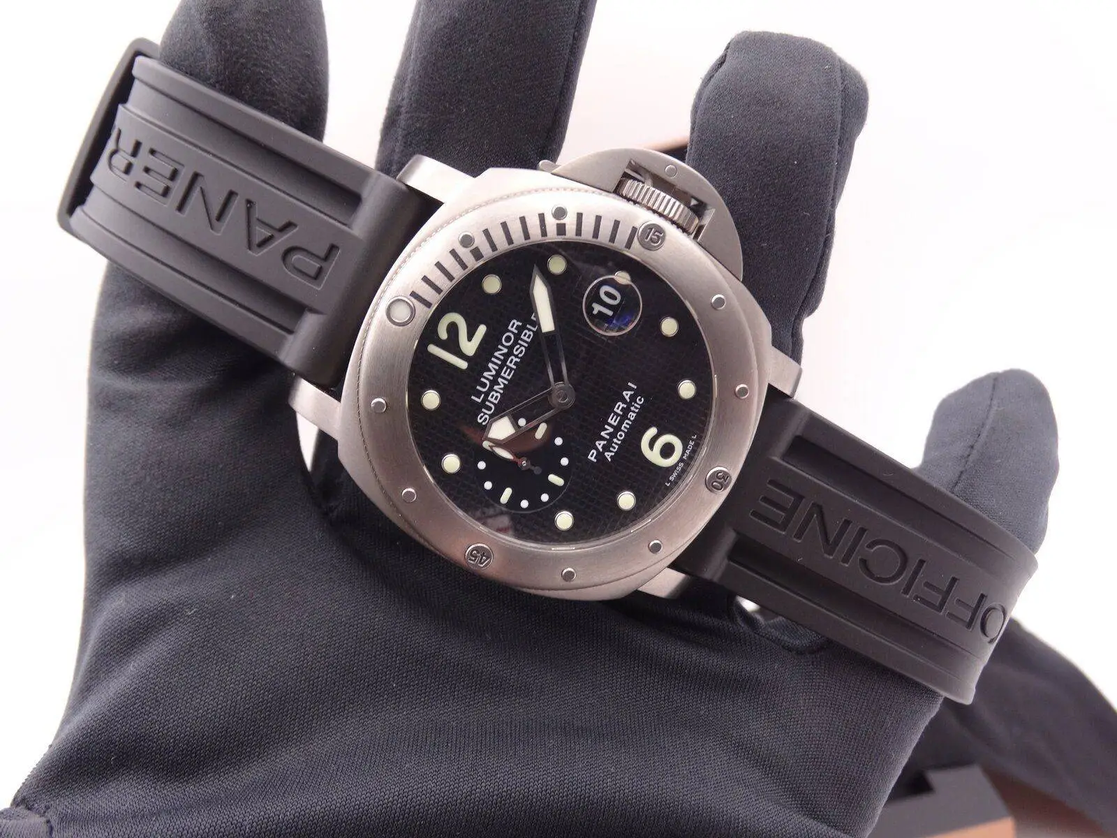 Panerai Luminor Submersible Titanium 025 06090.webp