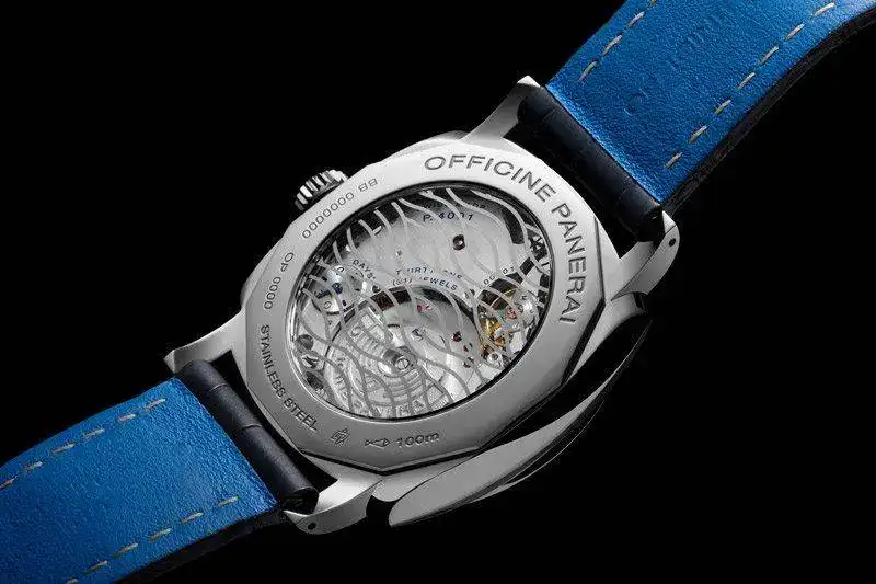 Relojes Radiomir 3 Days de Panerai - Los relojes Radiomir 3 Days de Panerai te invitan a explorar los mil tonos de azul del mar reflejados en su esfera