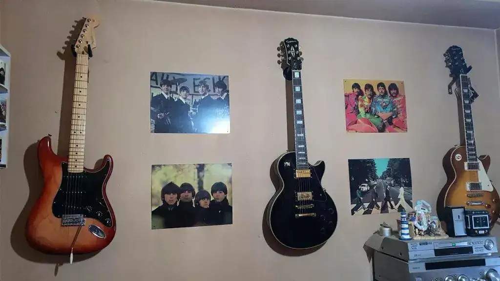 Pared Beatles 2.webp