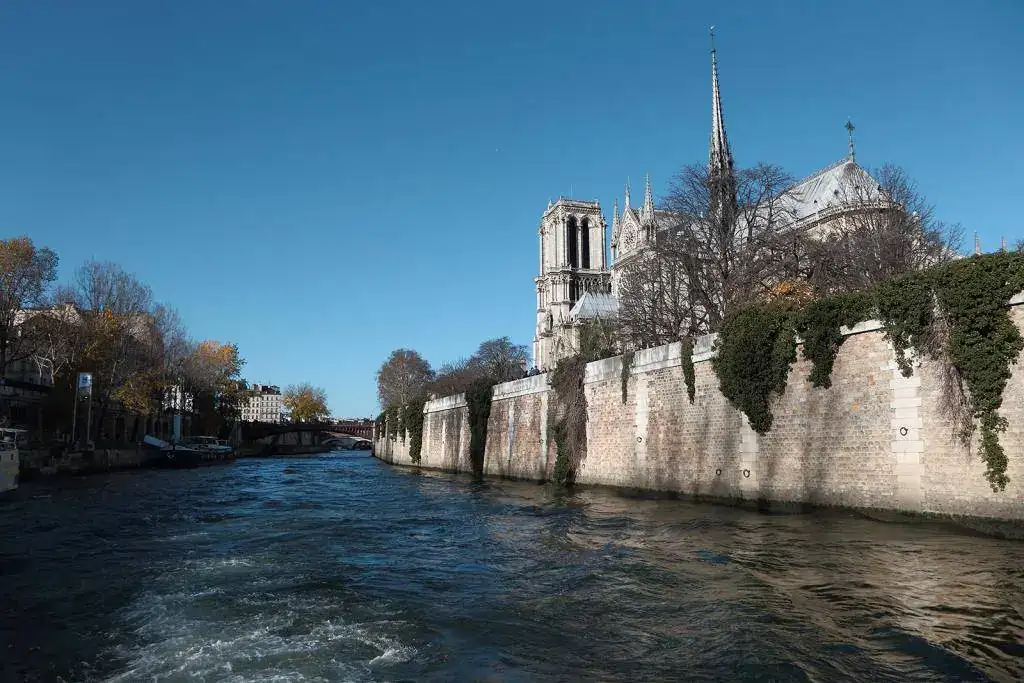 Paris 1.webp