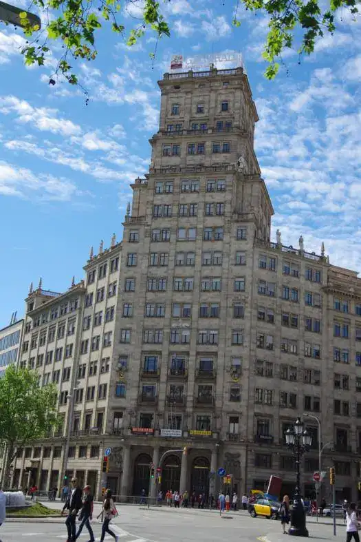 Paseo%2Bde%2BGracia%252C%2B11%2B3_525x787.webp
