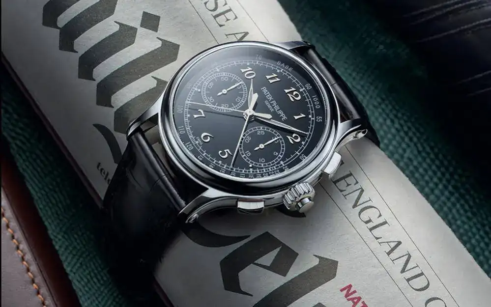 patek-5370-newspaper.webp