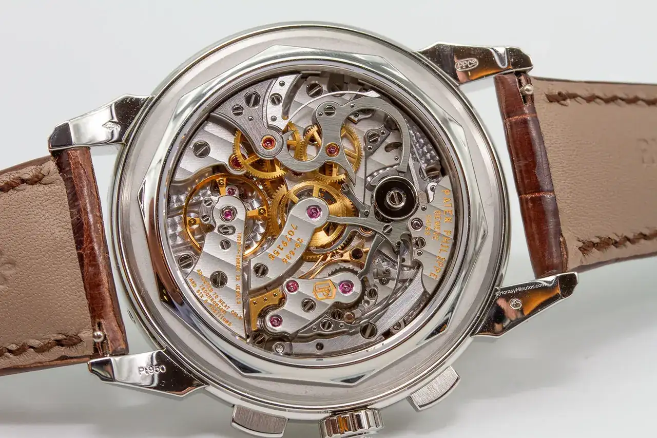 Patek-Philippe-5270P-4-Horas-y-MInutos.webp
