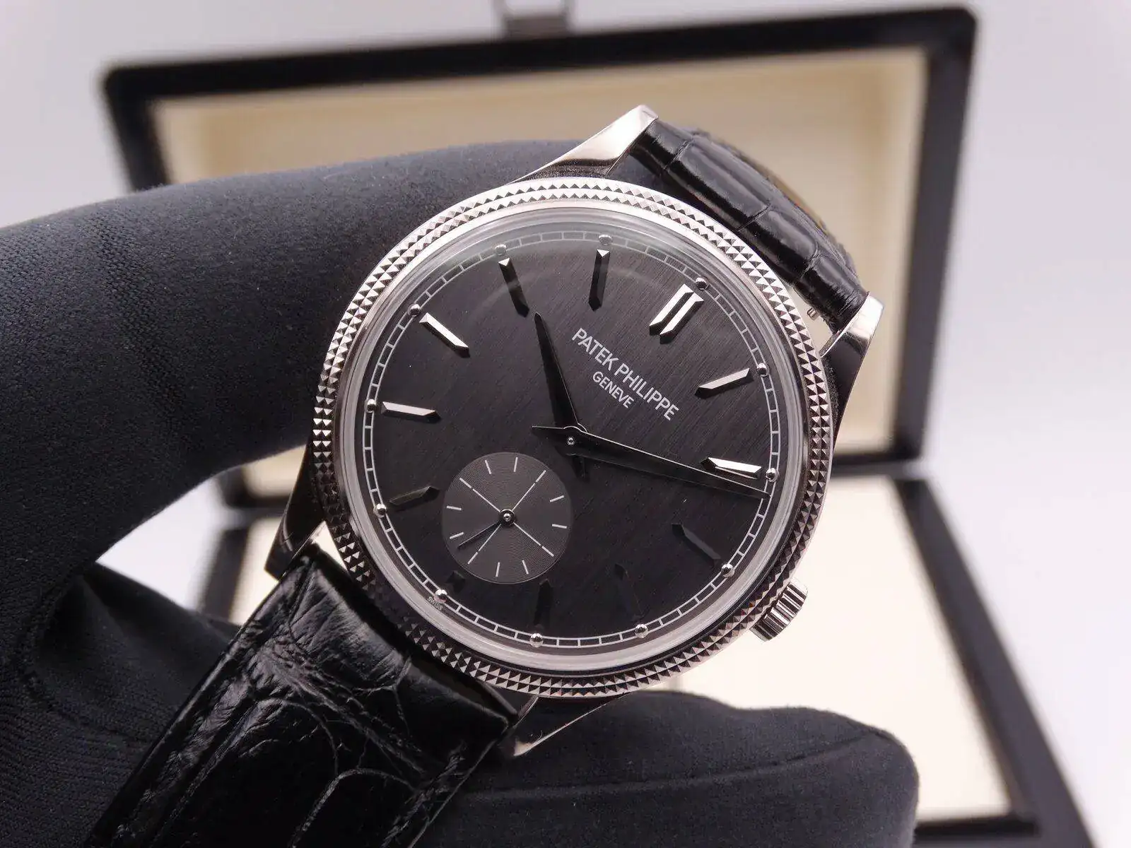 Patek Philippe Calatrava 08486.webp