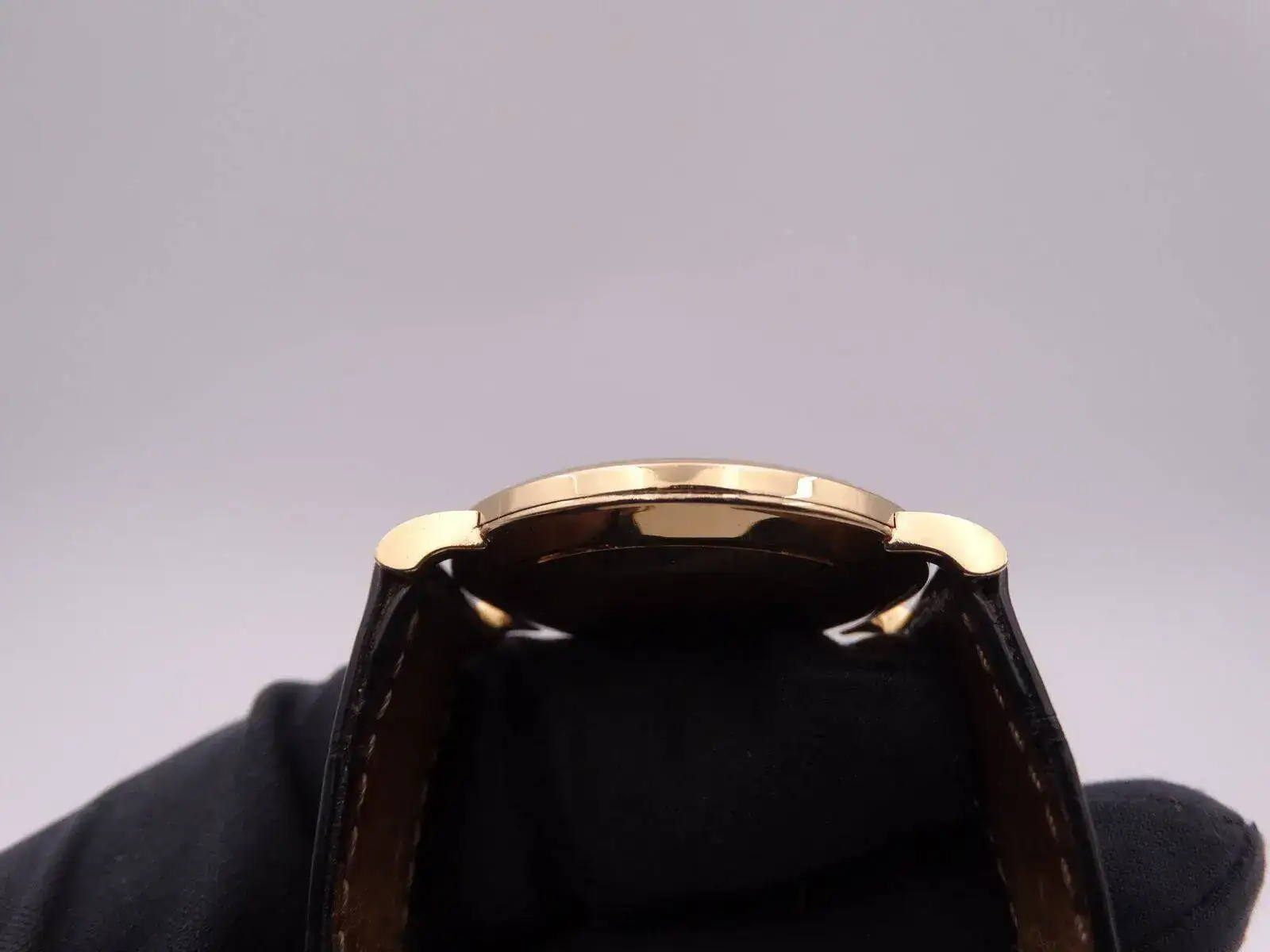 Patek Philippe Calatrava 5022 Gold 09945.webp