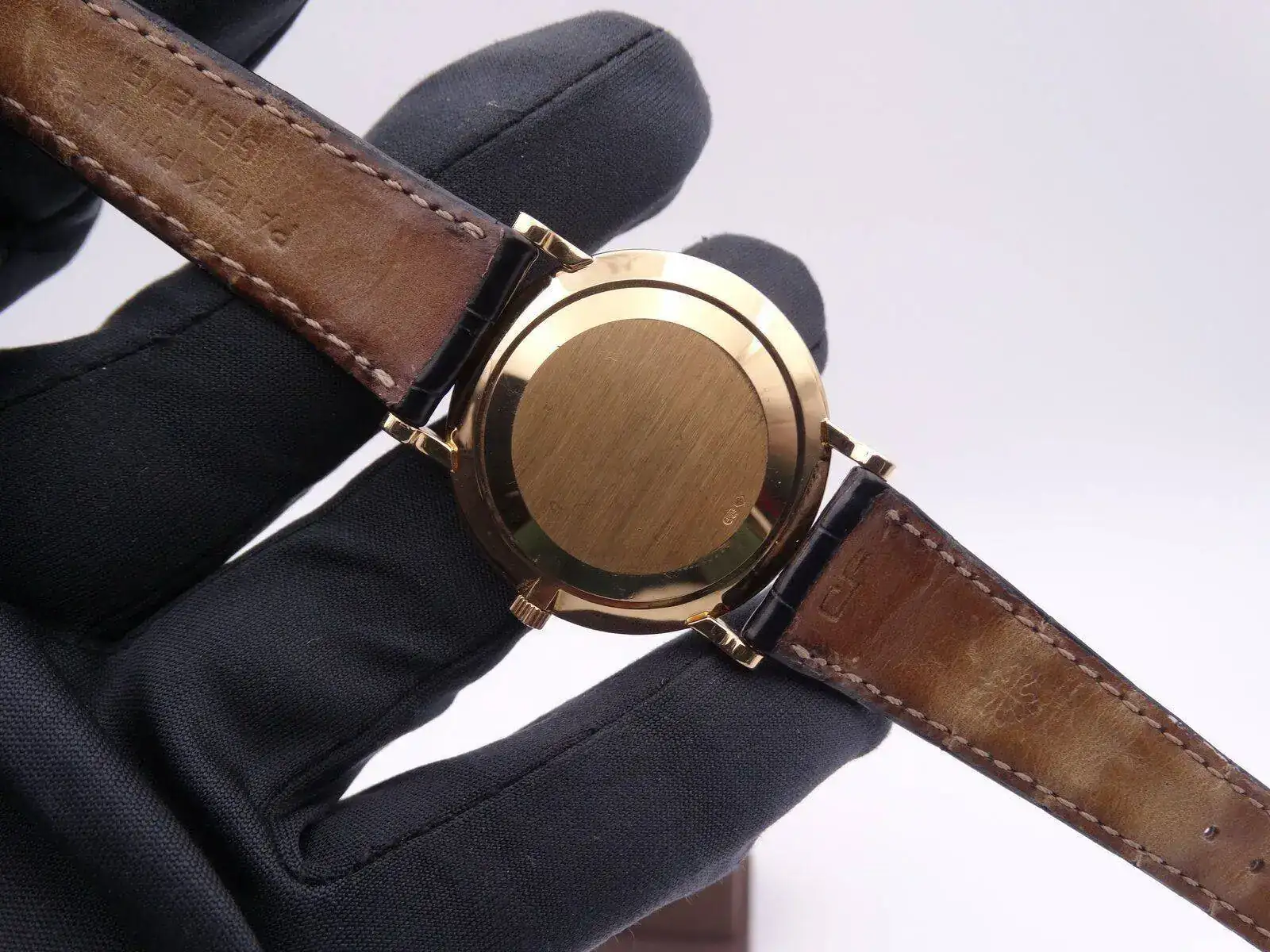 Patek Philippe Calatrava 5022 Gold 09948.webp