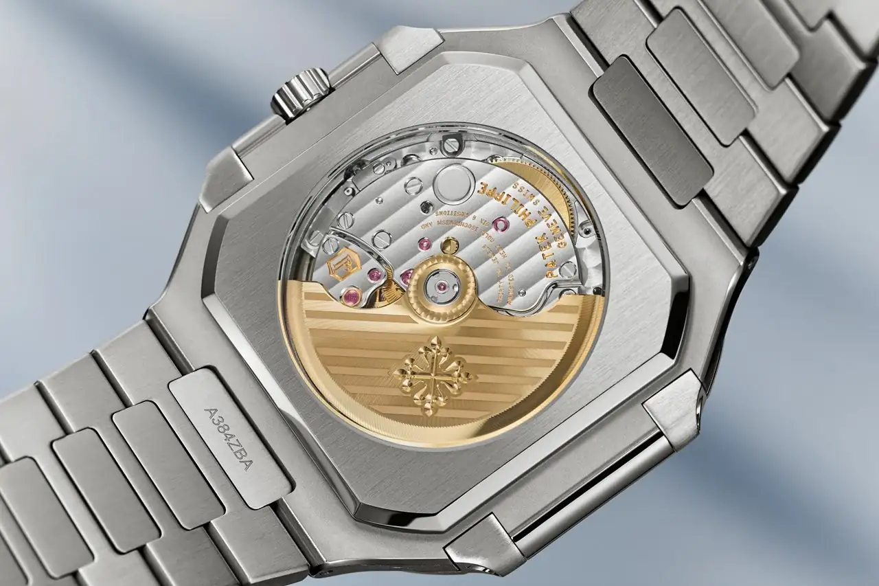 Patek_5821_4.webp