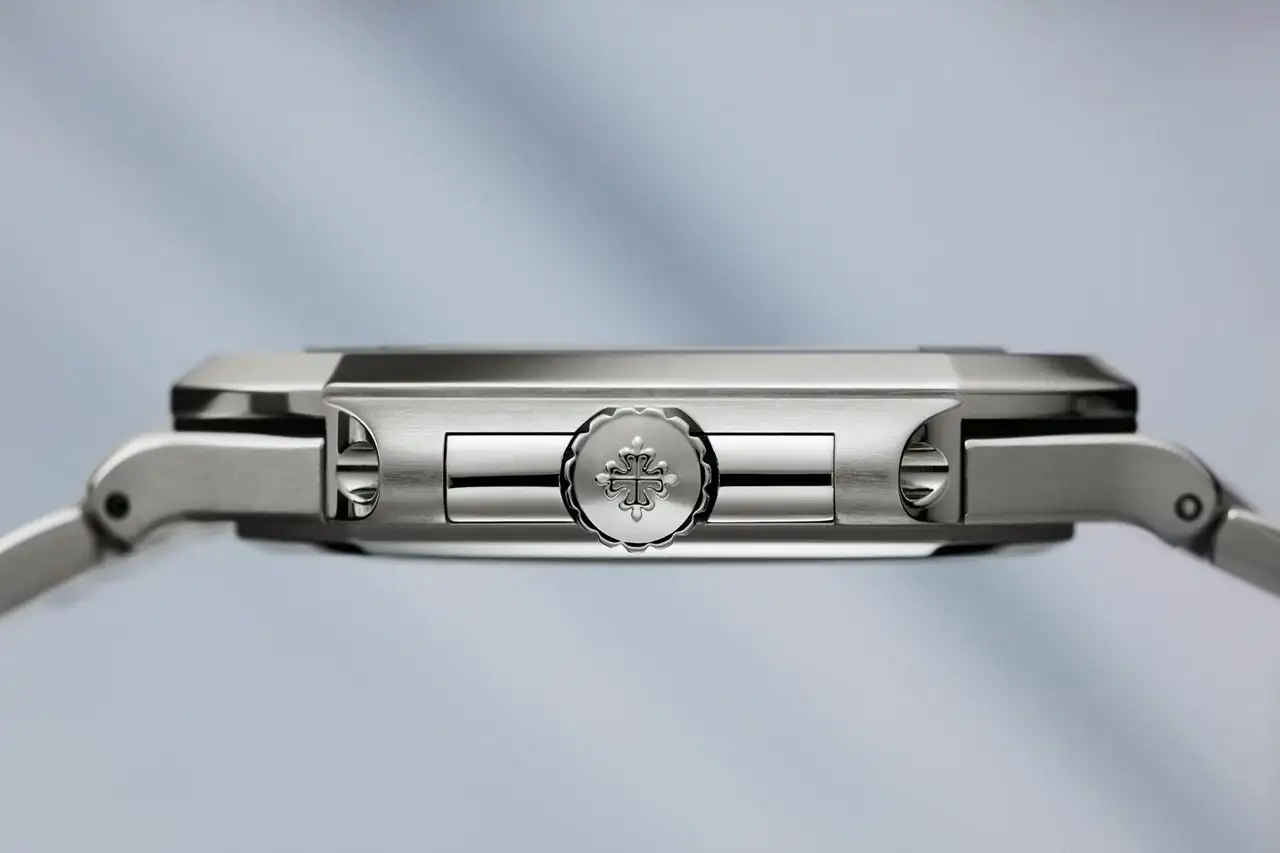Patek_5821_6.webp