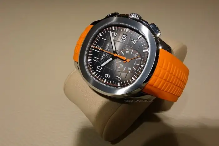 Patek_5968A_001_peq.webp