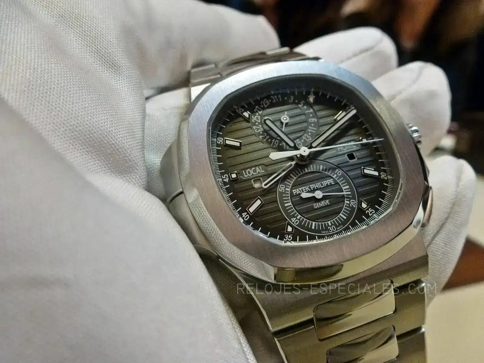 patek_5990_4.webp