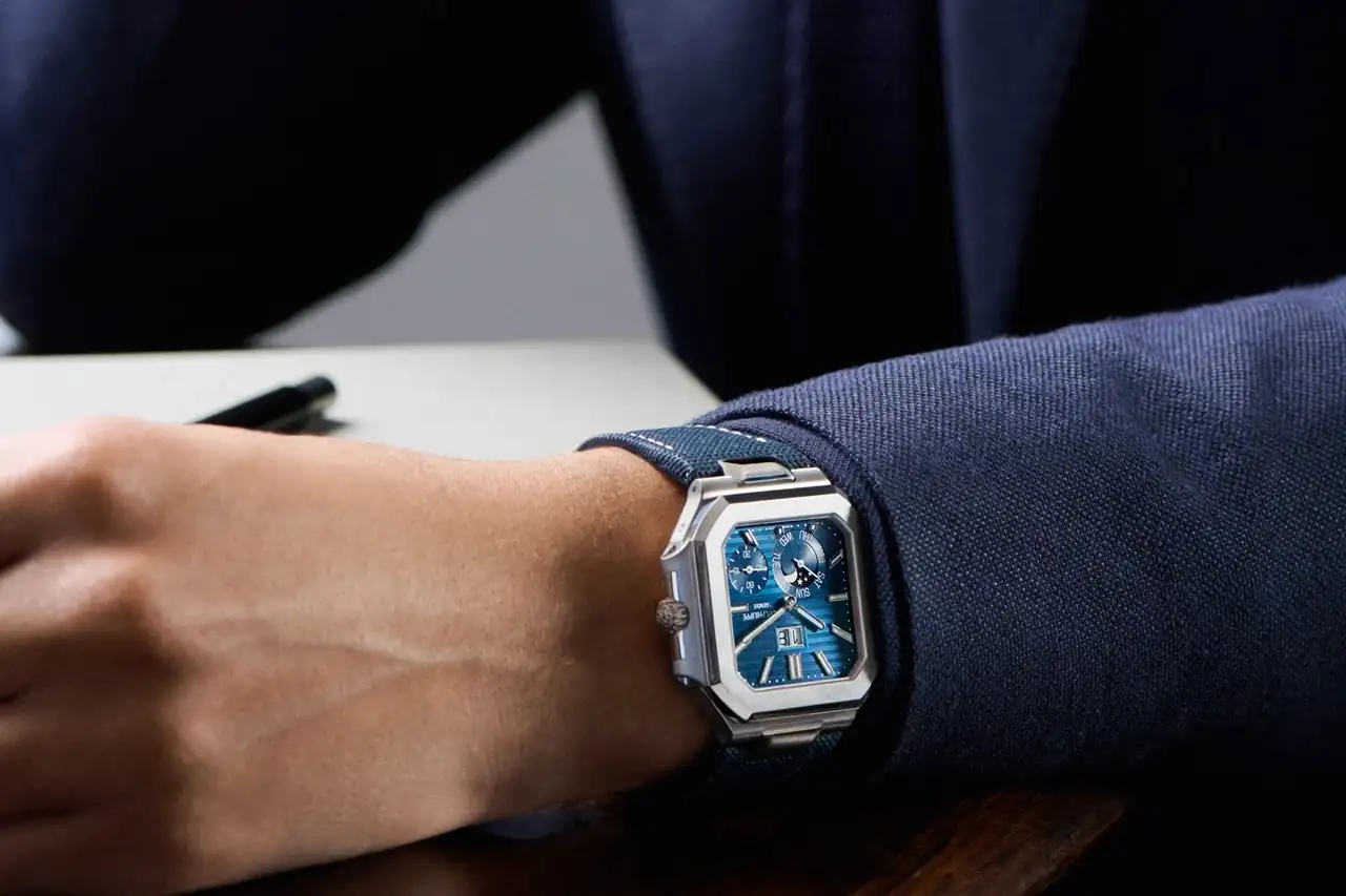 Patek_Cubitus_5822P_9.webp