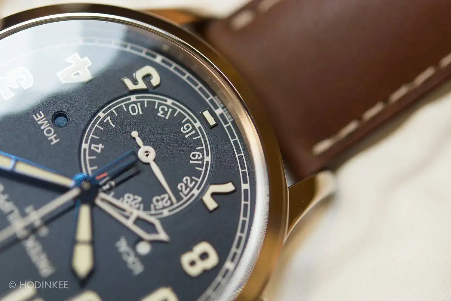 PatekPhilippe5524G-2.jpg?ixlib=rails-1.1.webp