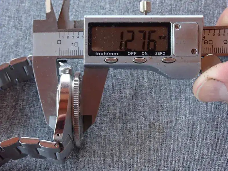 PB120003.webp