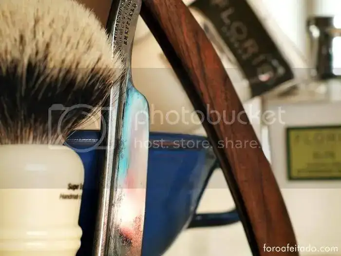 PC040450-20111204.webp