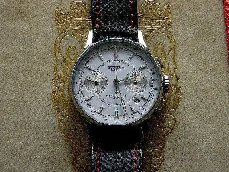 PC200034.webp