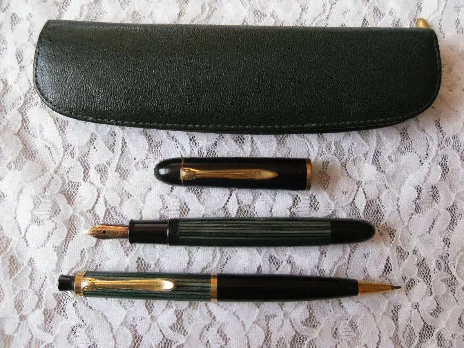 Pelikan 140 set.JPG