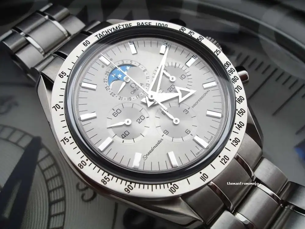 -perpetual-calender-moonphase-chronograph-dsc00307.webp