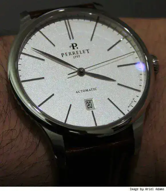perrelet-first-class-watch-1.webp