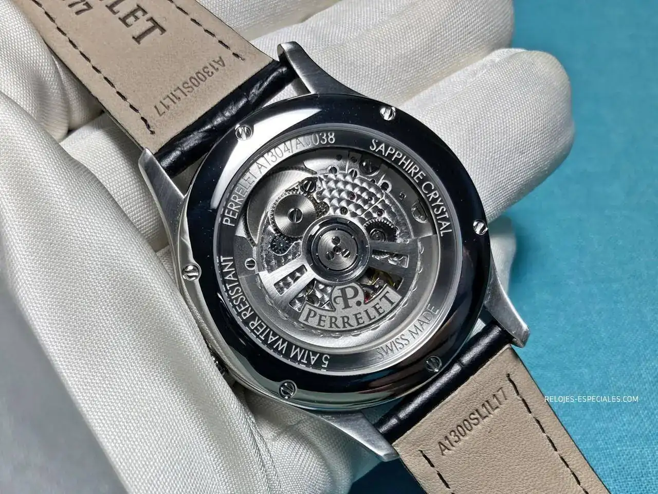 Perrelet Weekend GMT 6.JPG