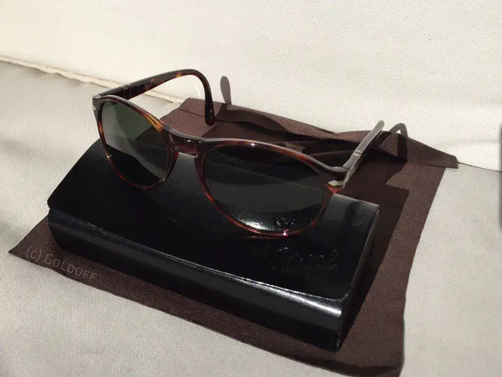 persol-1.webp