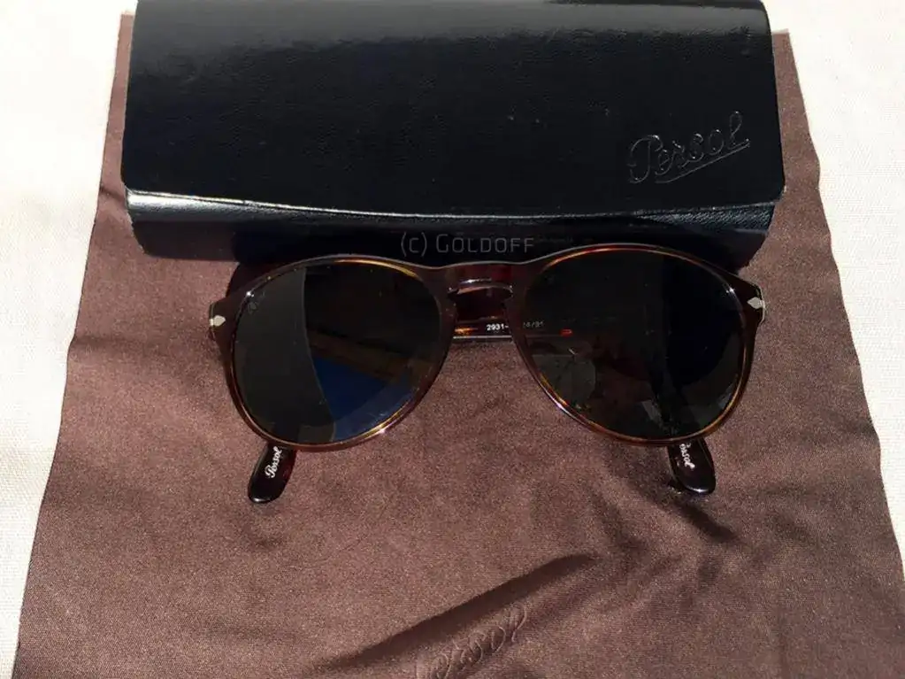 persol-2.webp