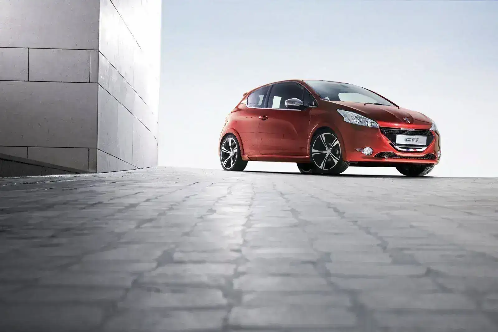 peugeot208-gti-concept04.webp