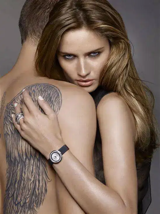 Piaget-Possession-2-thumb-550x733.webp