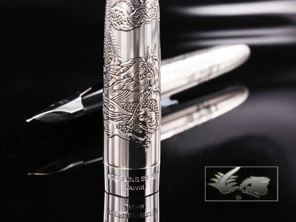 -Pilot-Dragon-Sterling-Silver-Fountain-Pen-60211-1.webp