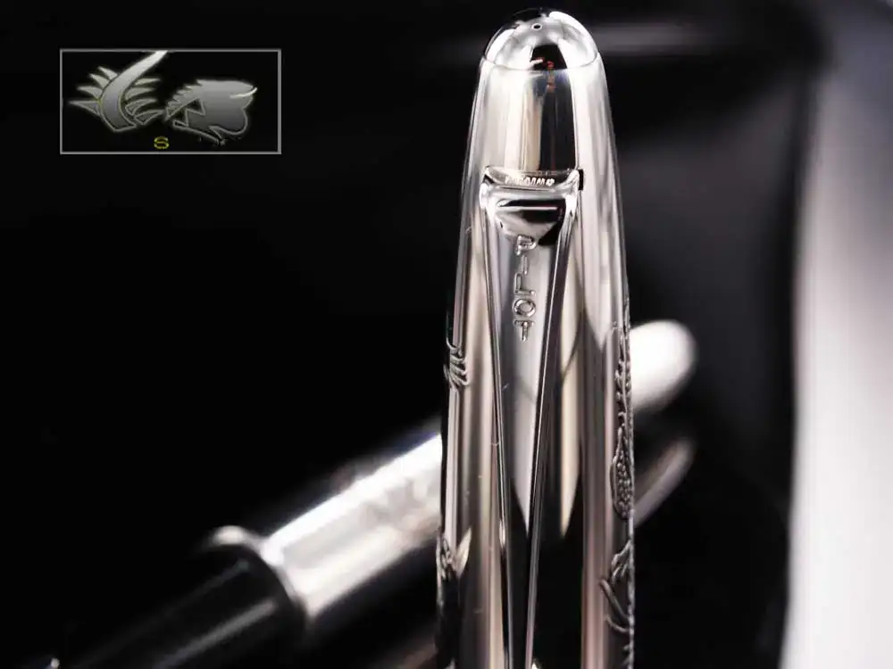 -Pilot-Dragon-Sterling-Silver-Fountain-Pen-60211-7.webp