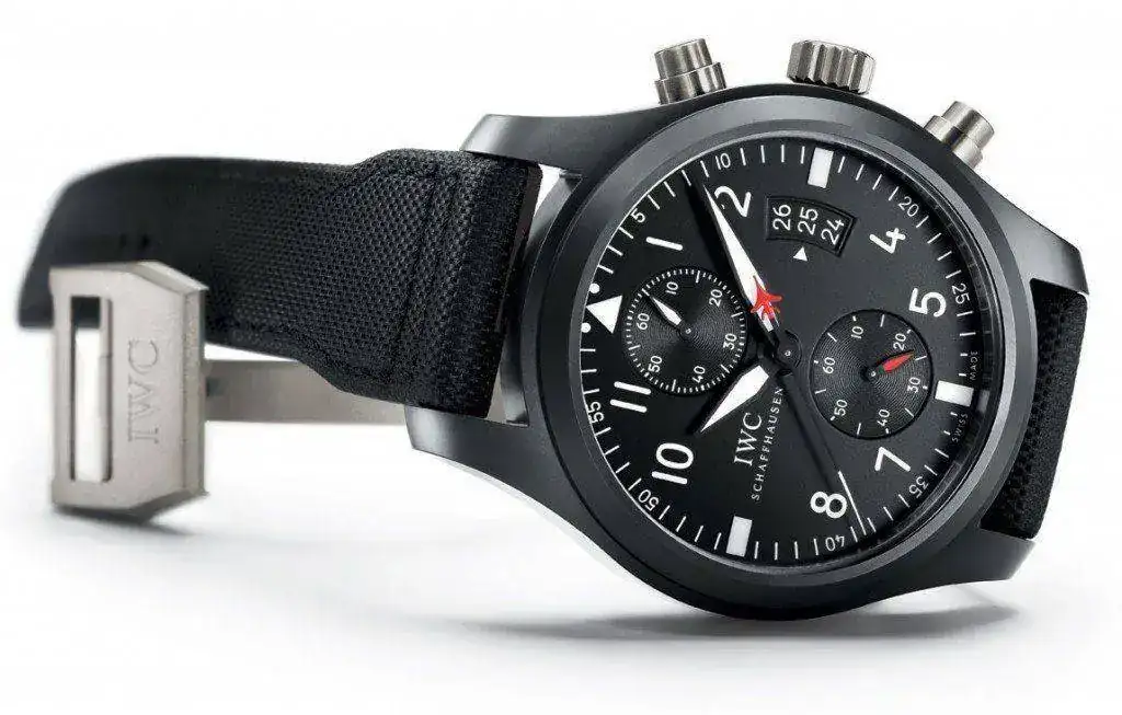Pilots-Watch-Chronograph-TOP-GUN-IW388001-1024x653.webp