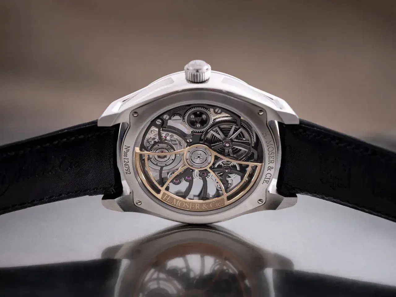 Pioneer Cylindrical Tourbillon (1).jpg