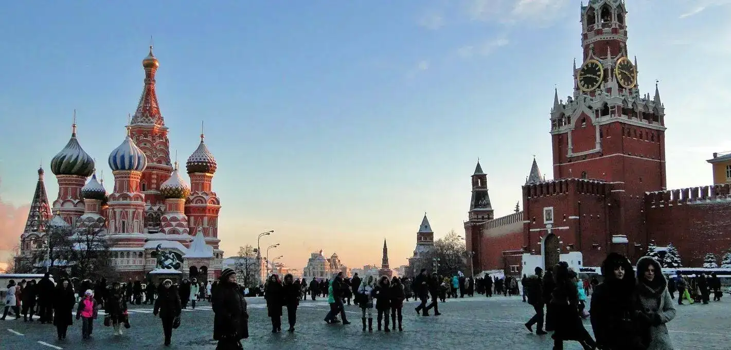 PLAZA_ROJA_DE_MOSC%C3%9A_VIAJA_BONITO2.webp