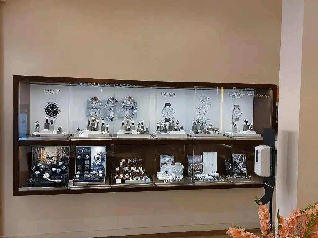 Pop-Up-NOMOS-Corner-at-Ace-and-Dik-Jewelers-1024x768.jpg
