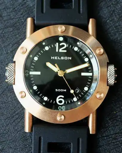 Porthole%20sb.jpg.opt409x512o0%2C0s409x512.webp