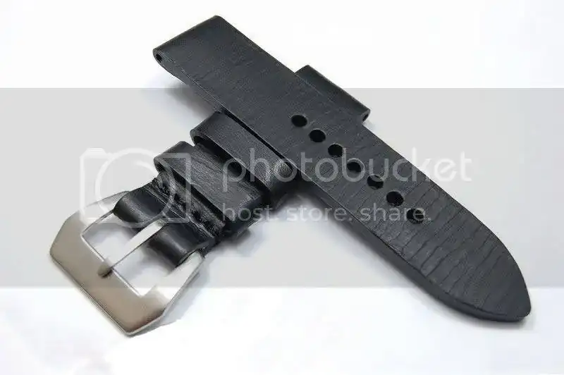 porto-allblack-2.webp
