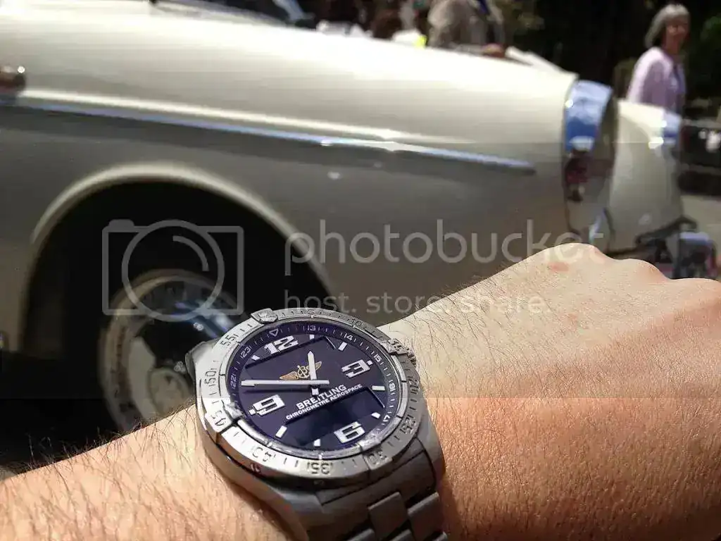 posatcarclassic.webp