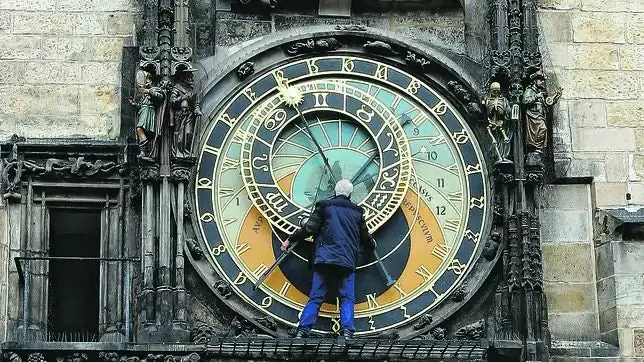 praga-reloj--644x362.webp