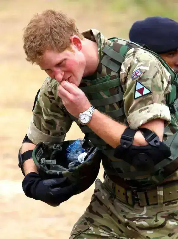 Prince-Harry-Rolex-Explorer-Close-up-Jamaica-08.webp