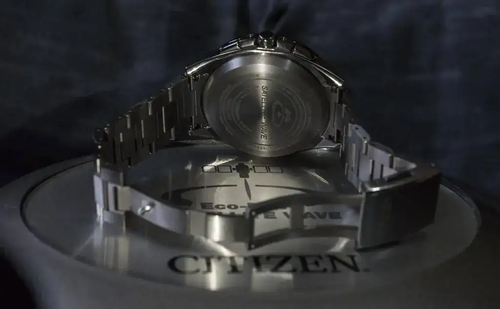 Principal Caja 16 Abierta.webp