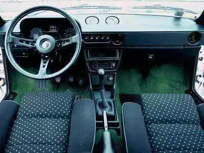 print_Quadrifoglio_Verde_1983_800x600_wallpaper_03.webp